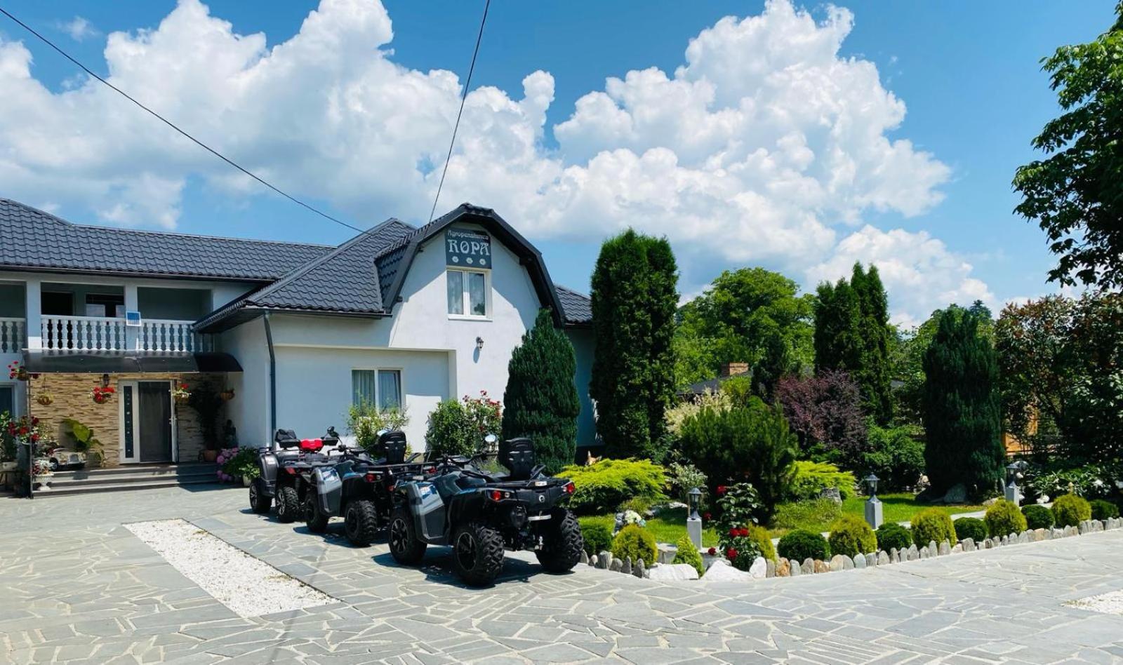 Hotel Agropa Garden à Prundul Birgaului Extérieur photo